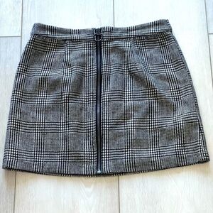 Forever 21 zip up skirt